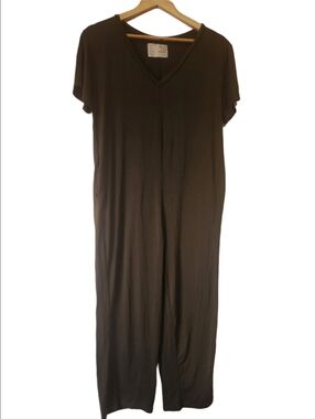 Jackson Rowe Octillo Jumpsuit Olive Green Short Sleeve Cropped Size S EUC